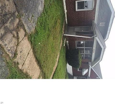 2nd image of 8368 College Ave