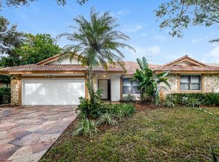 3820 NW 72nd Dr, Pompano Beach, FL 33065