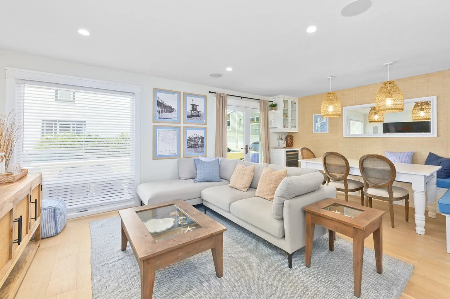 Coastal Furnished Extended Stay Home | Newport Beach Balboa Peninsula — Photo 1