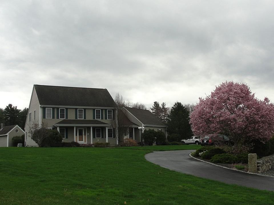 1st image of 19 Johnson Dr