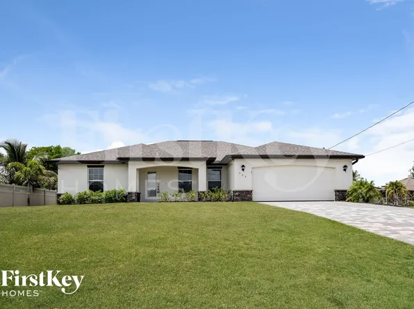 926 NW 9th Pl, Cape Coral, FL 33993