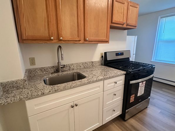 90 Arlington St #90A