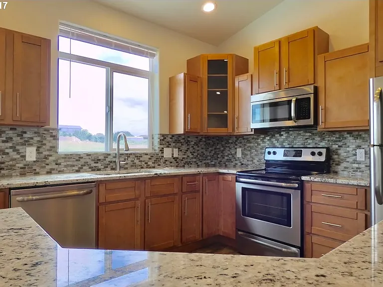 3111 Periwinkle Ln — Photo 4