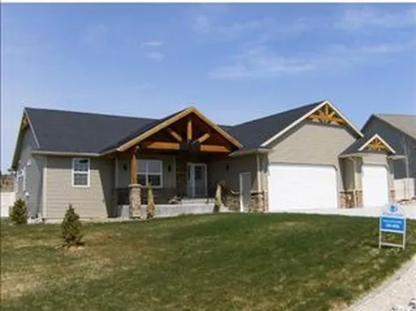 100 Sunlight Cir, Billings, MT 59101