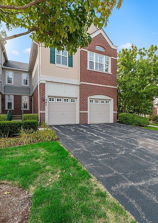 1st image of 364 Pine Lake Cir