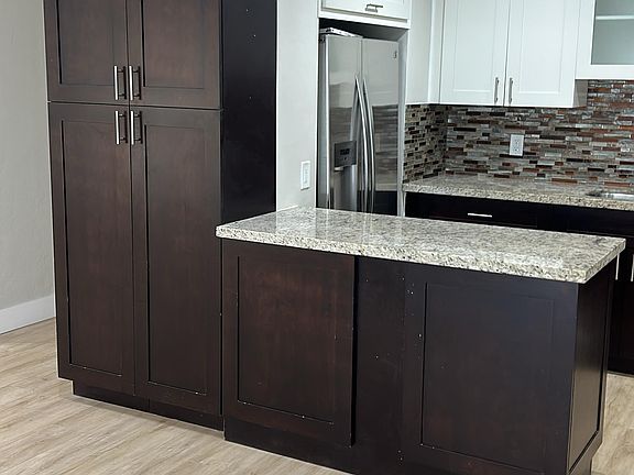 3rd image of 630 SE 3rd Pl