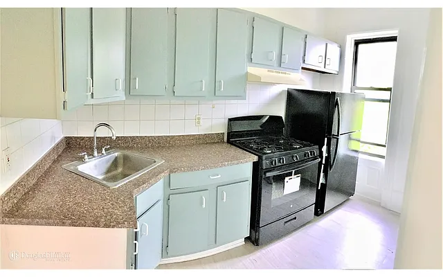 Rented by Douglas Elliman | media 8
