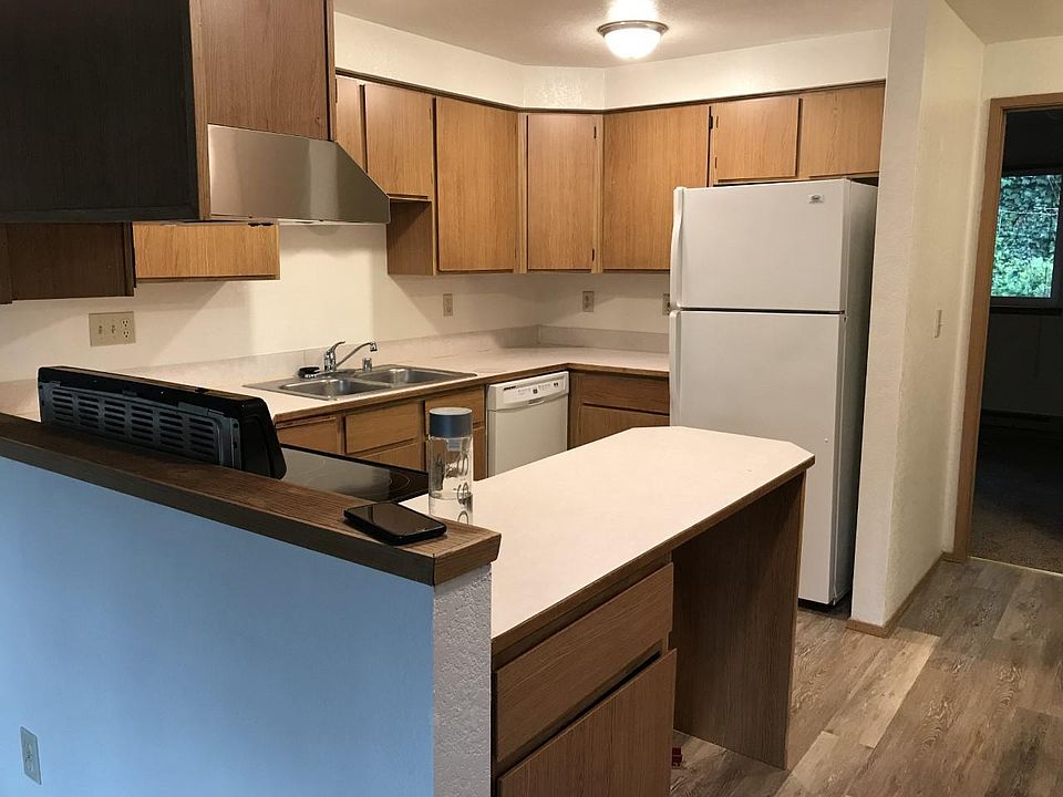 1st image of 24226 26th Pl S APT A