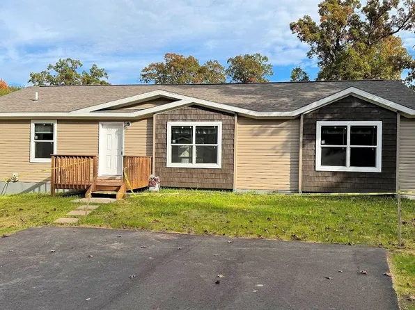 73 Morningside Rd, Baraboo, WI 53913