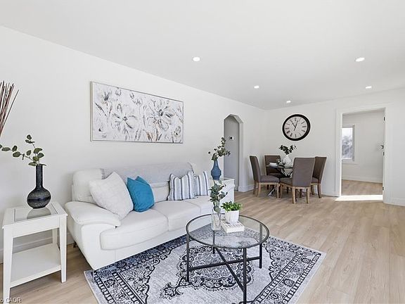 5th image of 74 Freelton Rd