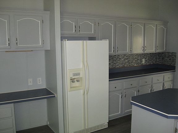 5th image of 623 N Lincoln Ave