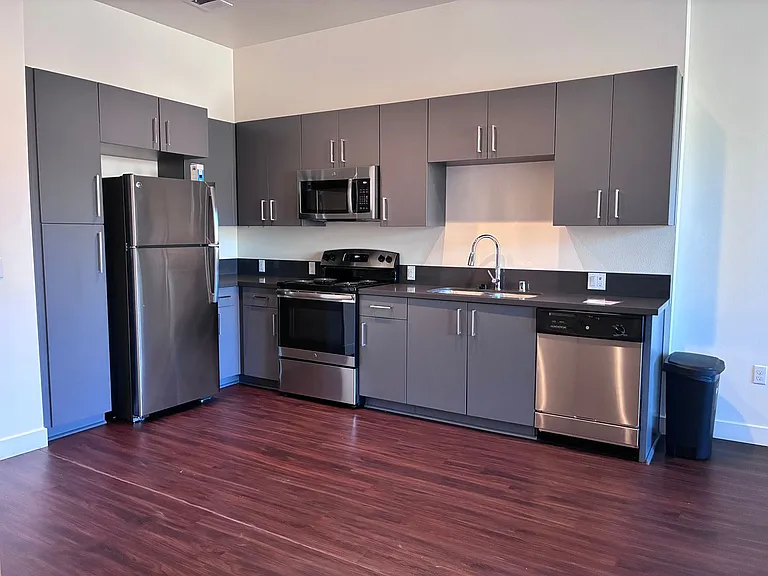 Mission Lofts — Photo 46