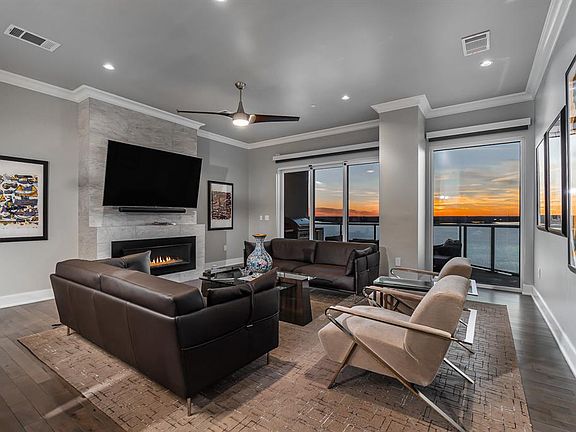 4th image of 2800 Lakeside Pkwy Unit 1403