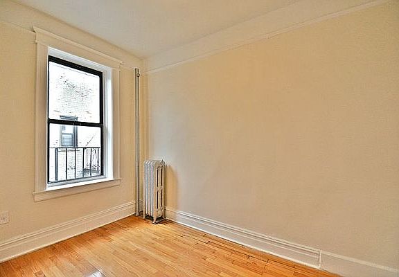 4th image of 22-73 41st St #20