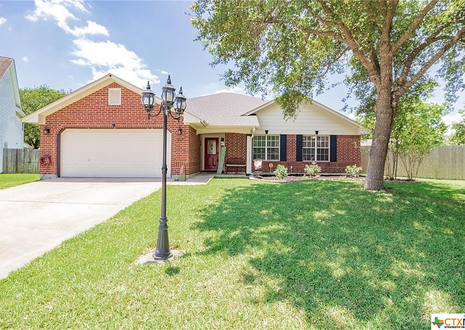 1st image of 117 Portsmouth Cir