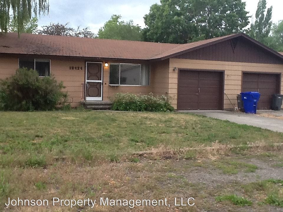 1st image of 18424 E Maxwell Ave