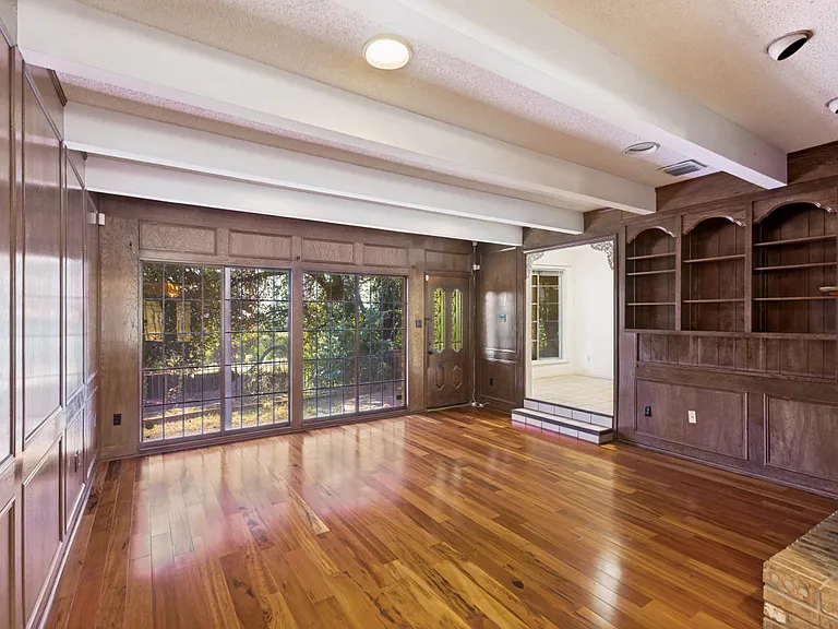 412 Oakmont Ln N #1 — Photo 4