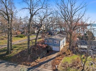5745 Roosevelt St, Middleton, WI 53562