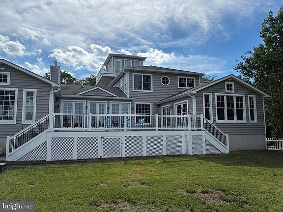 2nd image of 10316 Plantation Ln