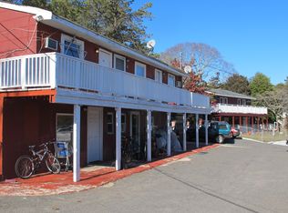 329 E Montauk Hwy, Hampton Bays, NY 11946