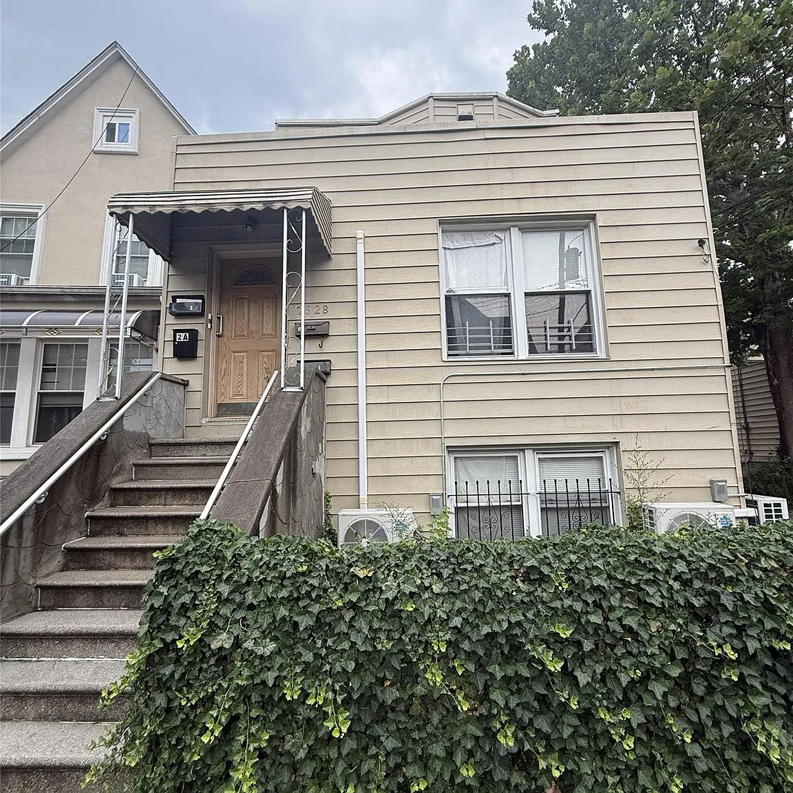 3 bed, 2.0 bath, 1200 sqft, $3,800 — Photo 1