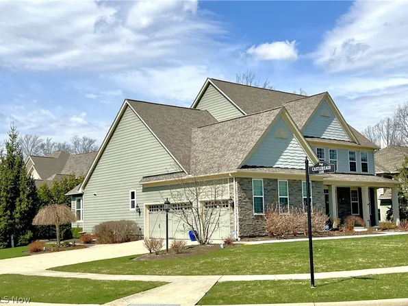 14292 Bentley Ln, Strongsville, OH 44136