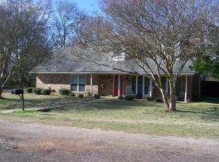 400 Tracy Ln, Fairfield, TX