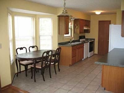 3rd image of 7280 Arborlee Dr