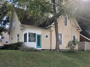 1418 Bellevue St, Saint Joseph, MO 64501