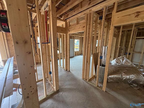 5th image of 3600 Godfrey Ave NE