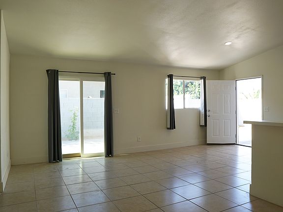 4th image of 31712 Avenida El Pueblo