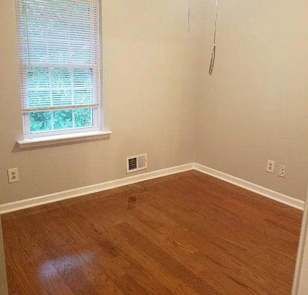2490 Waterford Park Dr — Photo 10