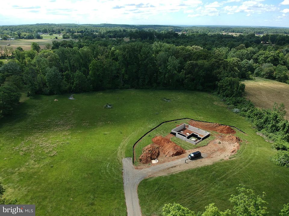 1st image of Rockdale Ave #17