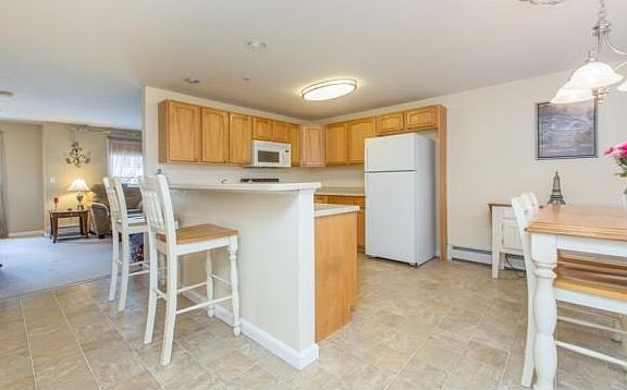 3rd image of 30 Eastwood Way #30