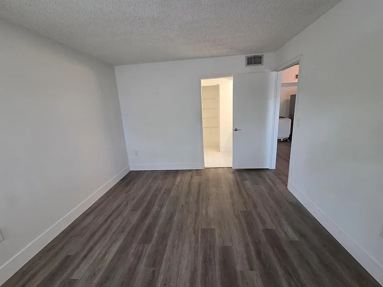 12112 Standrews Pl #212 — Photo 17