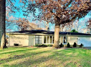 805 36th Ave, East Moline, IL 61244
