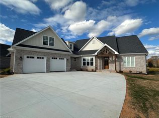 108 Old Dutch Rd, Advance, NC 27006