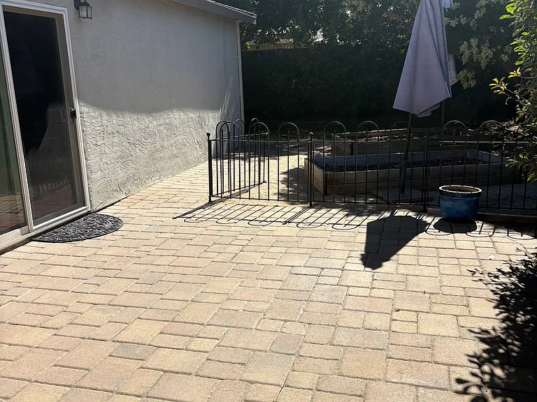 229 Yosemite Dr — Photo 10