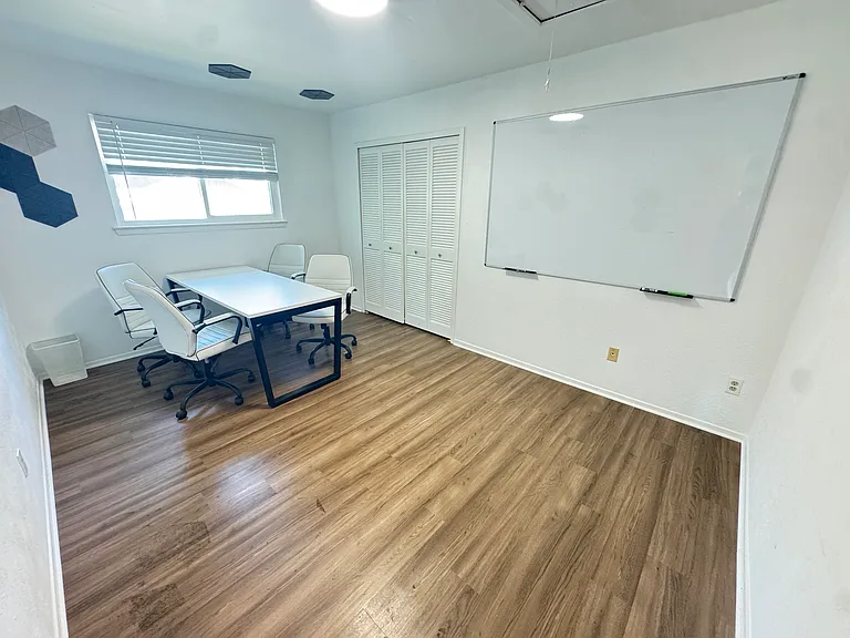 10708 School House Ln — Photo 21