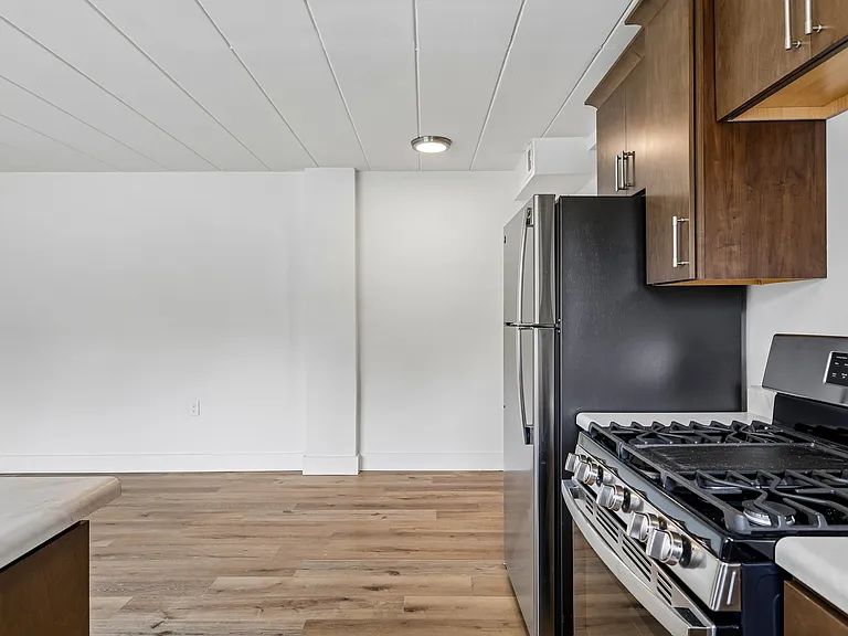 The Glengate Apartments — Photo 8