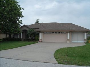 48 Fairway Rd, Rotonda West, FL 33947