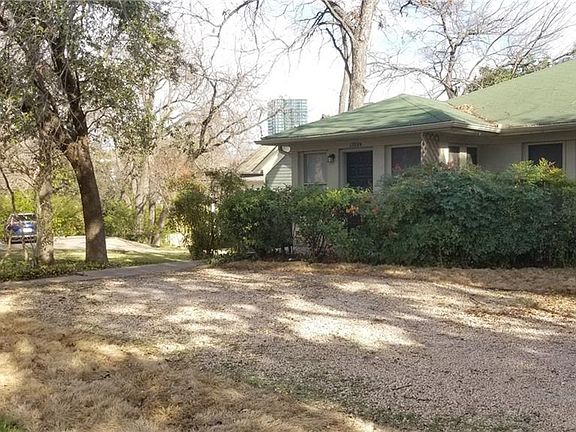 2nd image of 1705 W Avenue B #B