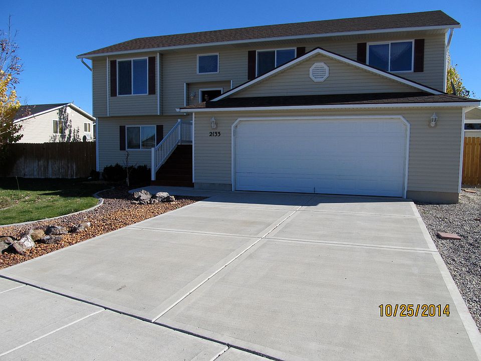 1st image of 2133 Dakota Ln