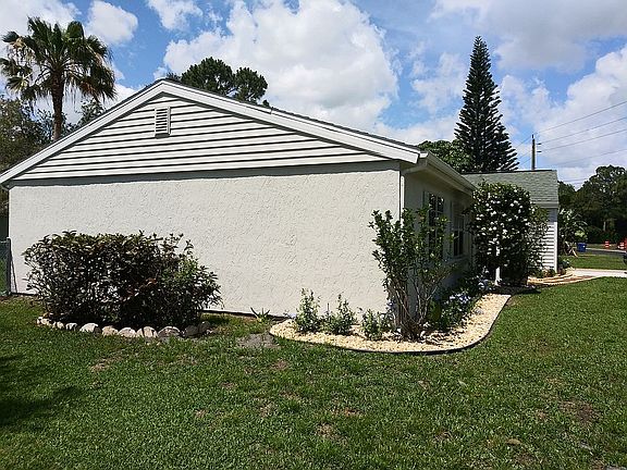 4th image of 671 Highland Dr SW
