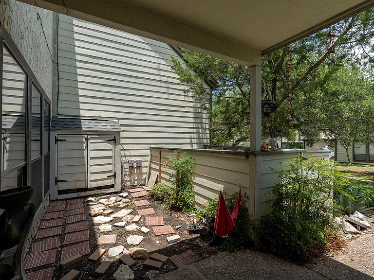 13 Casa Verde — Photo 3