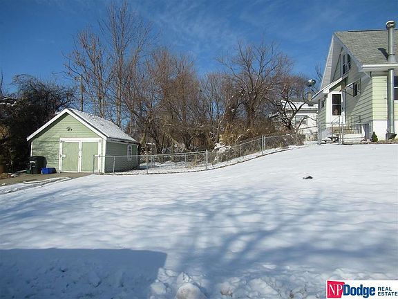 3rd image of 2230 Clay St