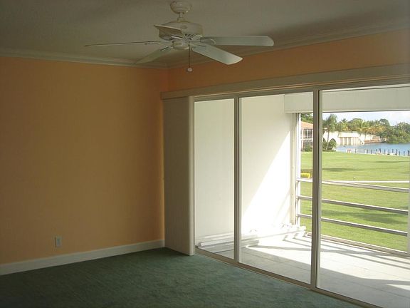 4th image of 478 Tequesta Dr APT 202
