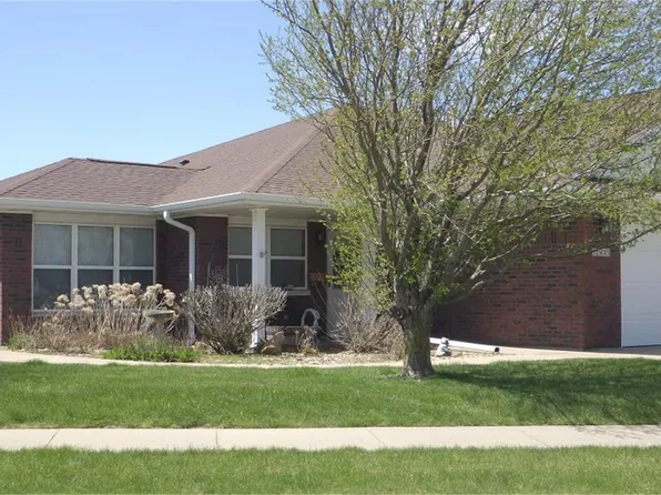 1505 12th Ave #1505, Vinton, IA 52349