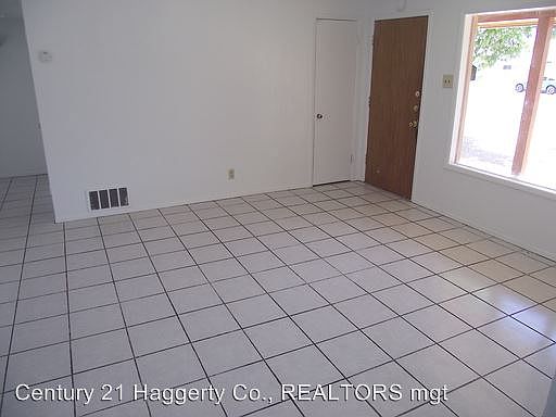 4th image of 5313 Sun Valley Dr
