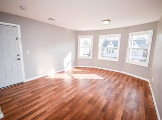 137 21st St FLOOR 2, Irvington, NJ 07111
